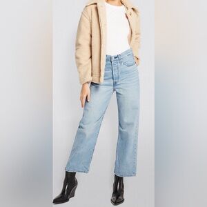 Levi’s Ribcage Straight